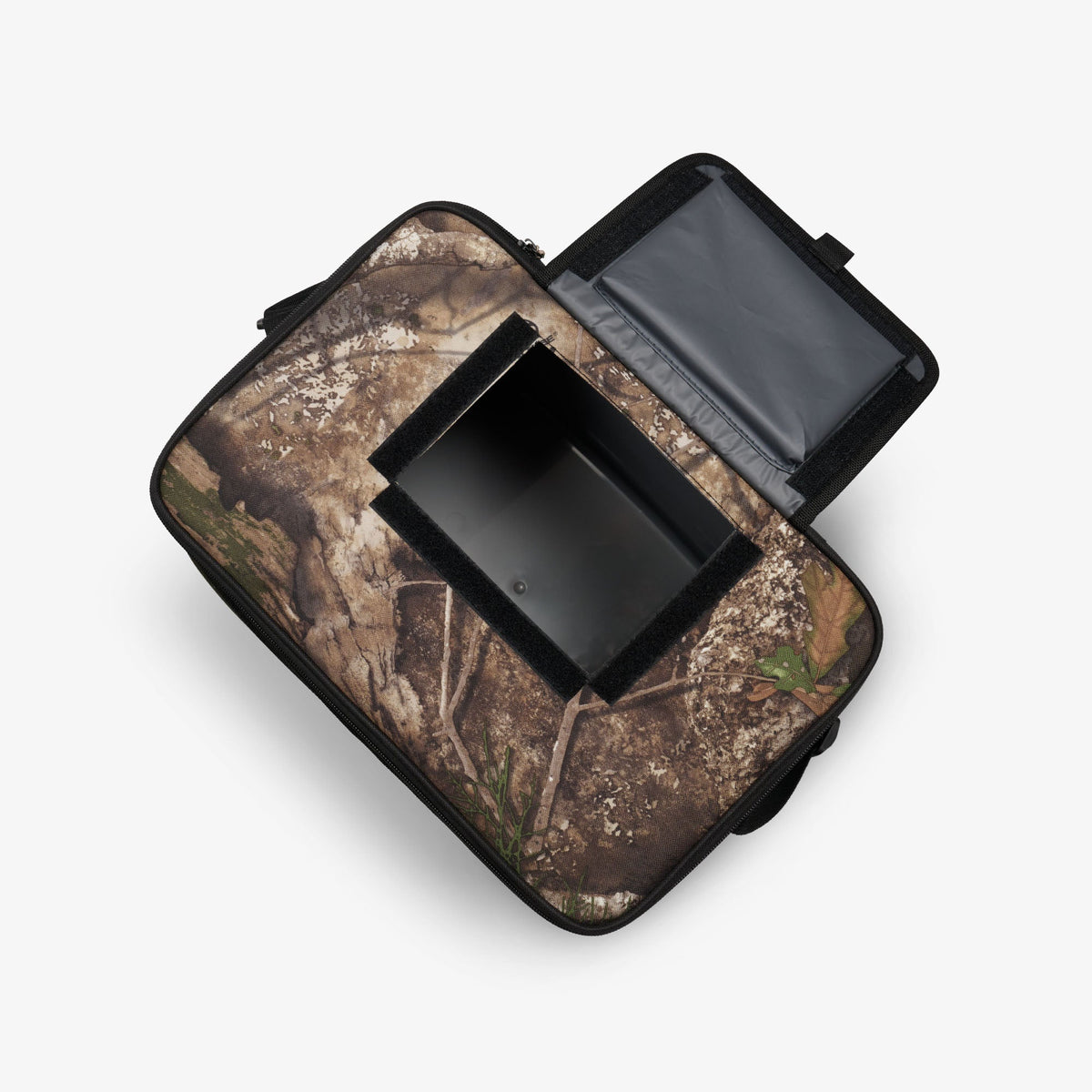 realtree-apx-hlc-28-can-bag-d2 00064354-O3-2025.jpg